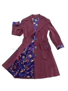 DOLCE & GABANNA ~ Vintage Plush Plum Velvet Coat w/Floral Lining circa early Y2K